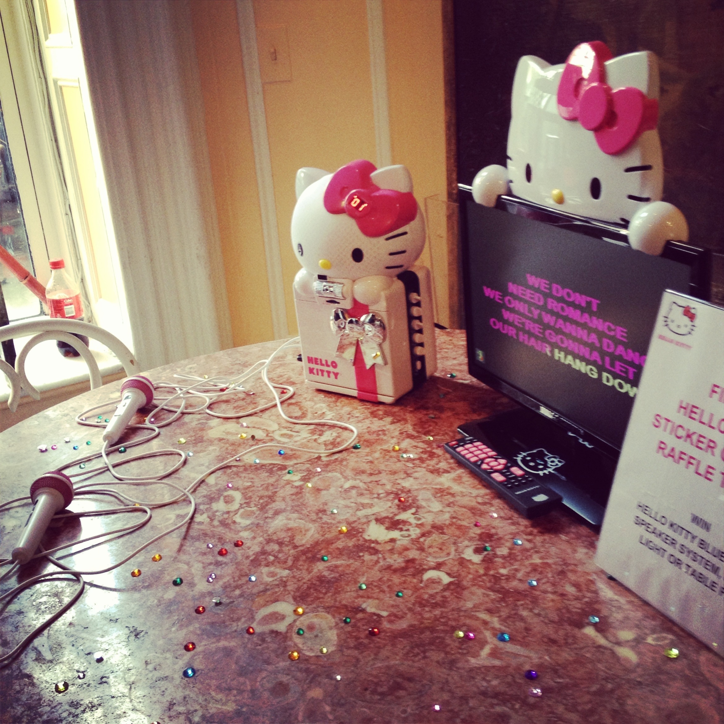Hello Kitty Karaoke