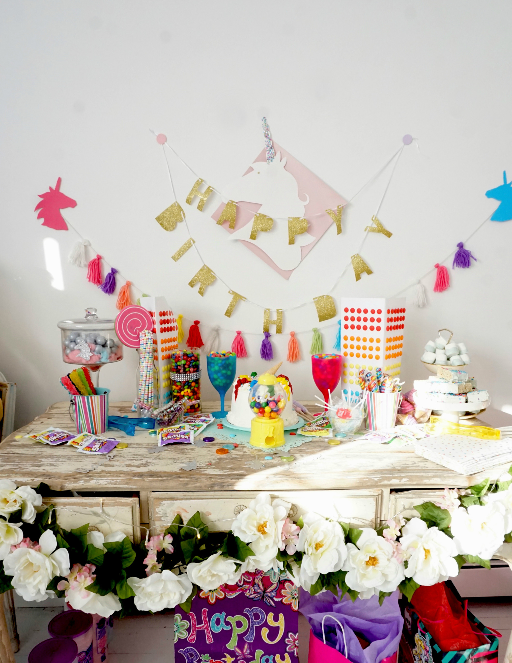 unicorn themed party