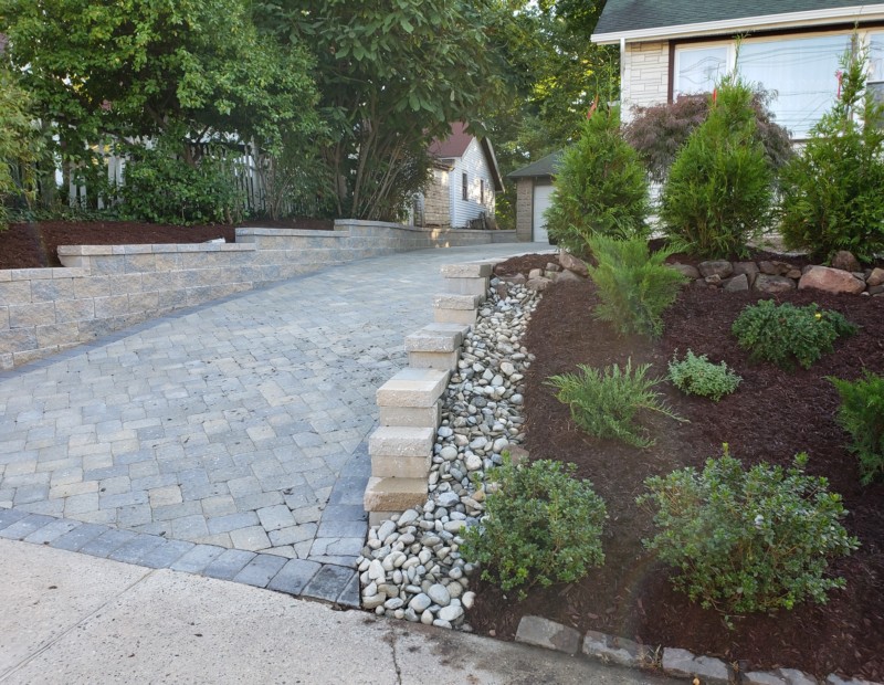 back-porch-landscaping