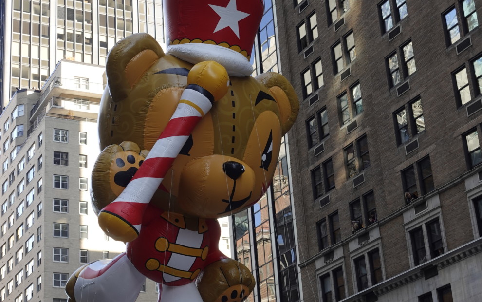 macys bear 