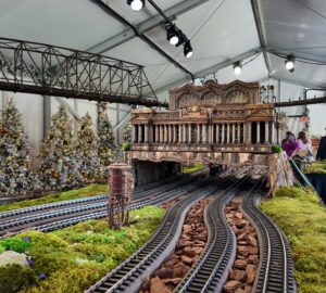 holiday train show